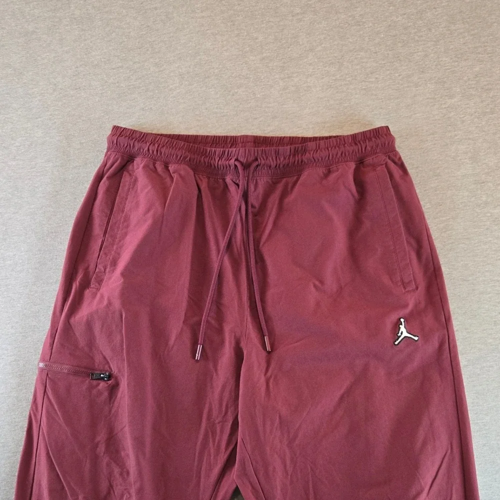 Jordan Essentials Woven Trousers Mens Large Burgundy Nylon Pants DQ7509-680